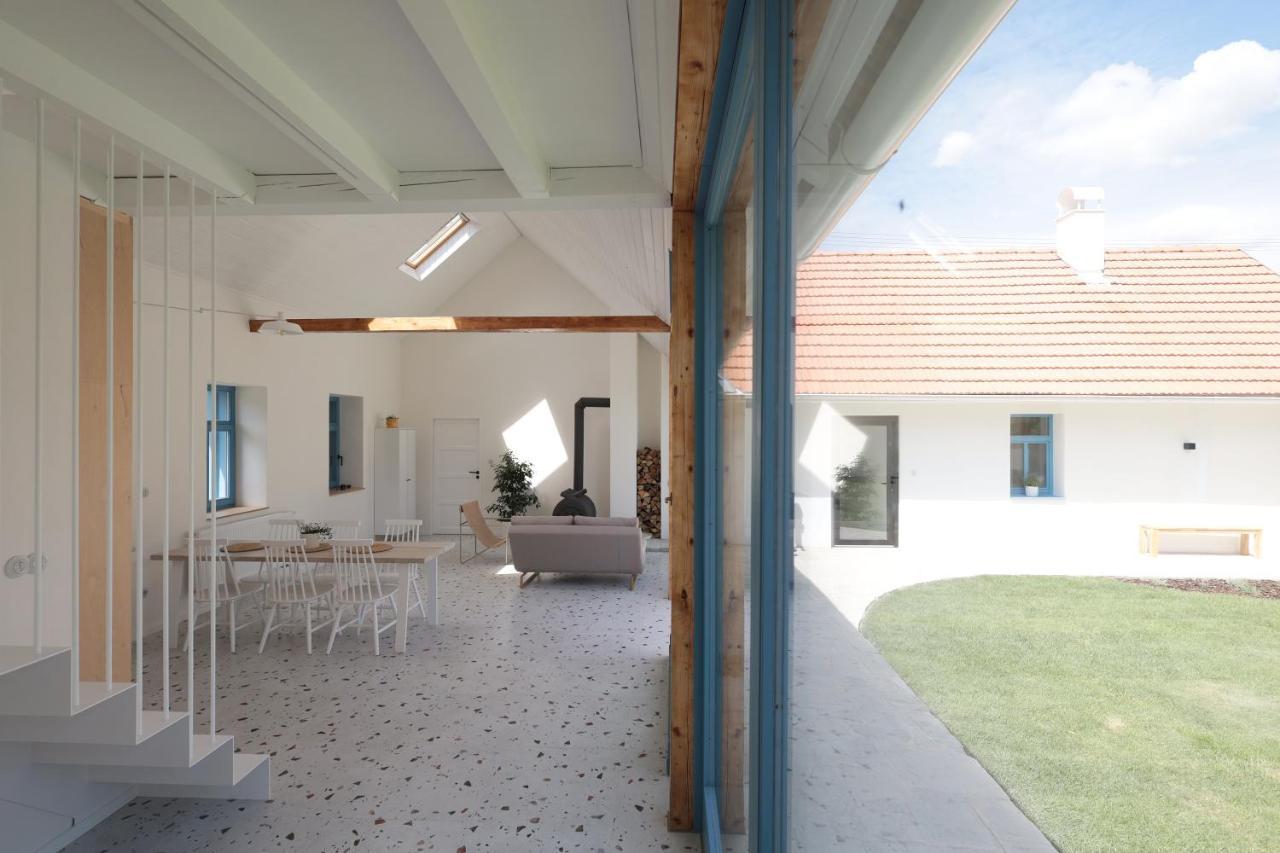 Barvirka Villa